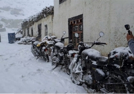 Royal Enfield tour to upper mustang